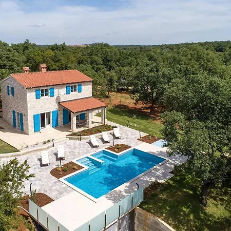 Irena Funtana Holiday home